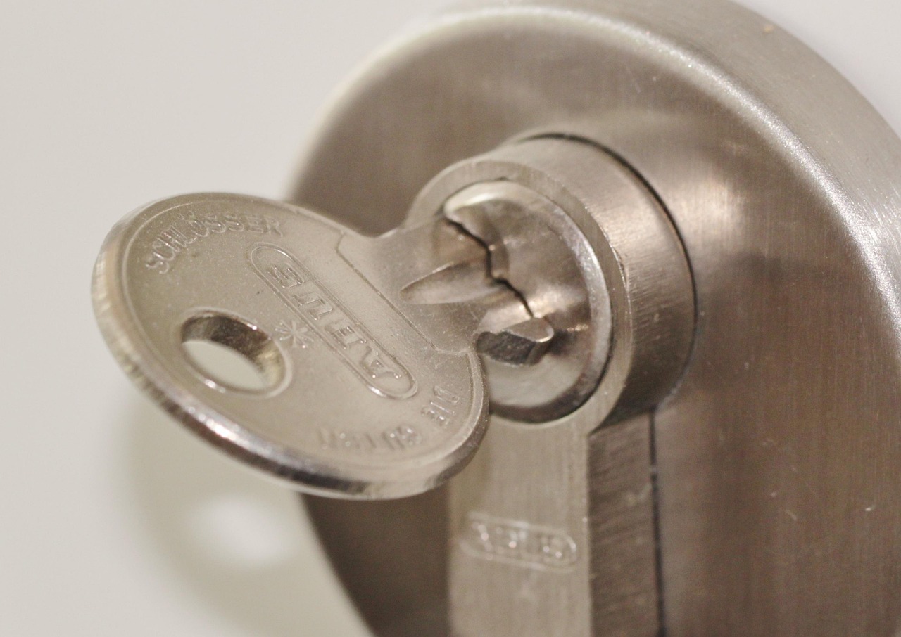 secure front door lock
